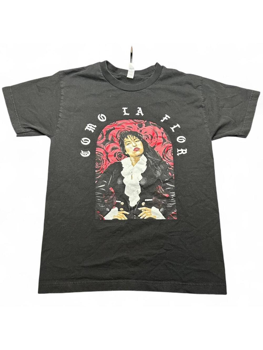 Selena "Como La Flor" T-shirt - Medium